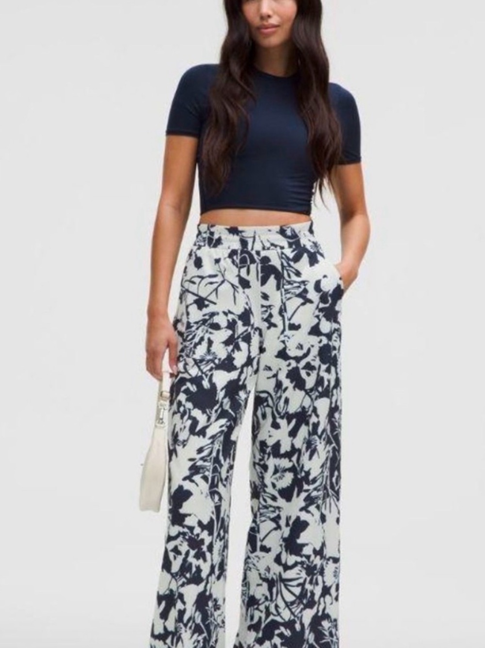 Lululemon Swift midrise wide leg pants